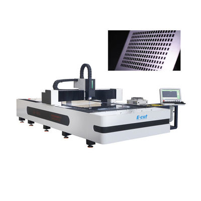 Découpeuse en métal de laser de fibre 1500x3000mm 1000w avec la structure de soudure